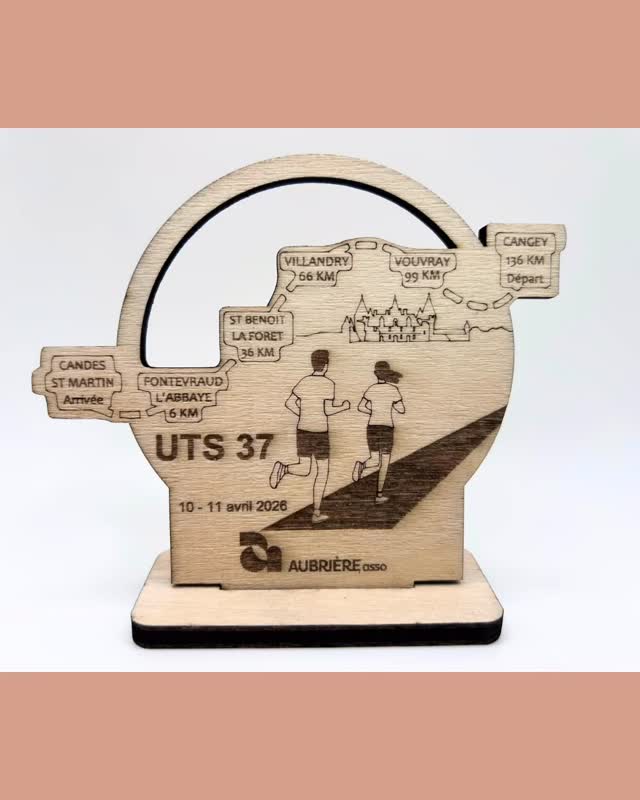 Trophée UTS 37 — vue 1 sur 1